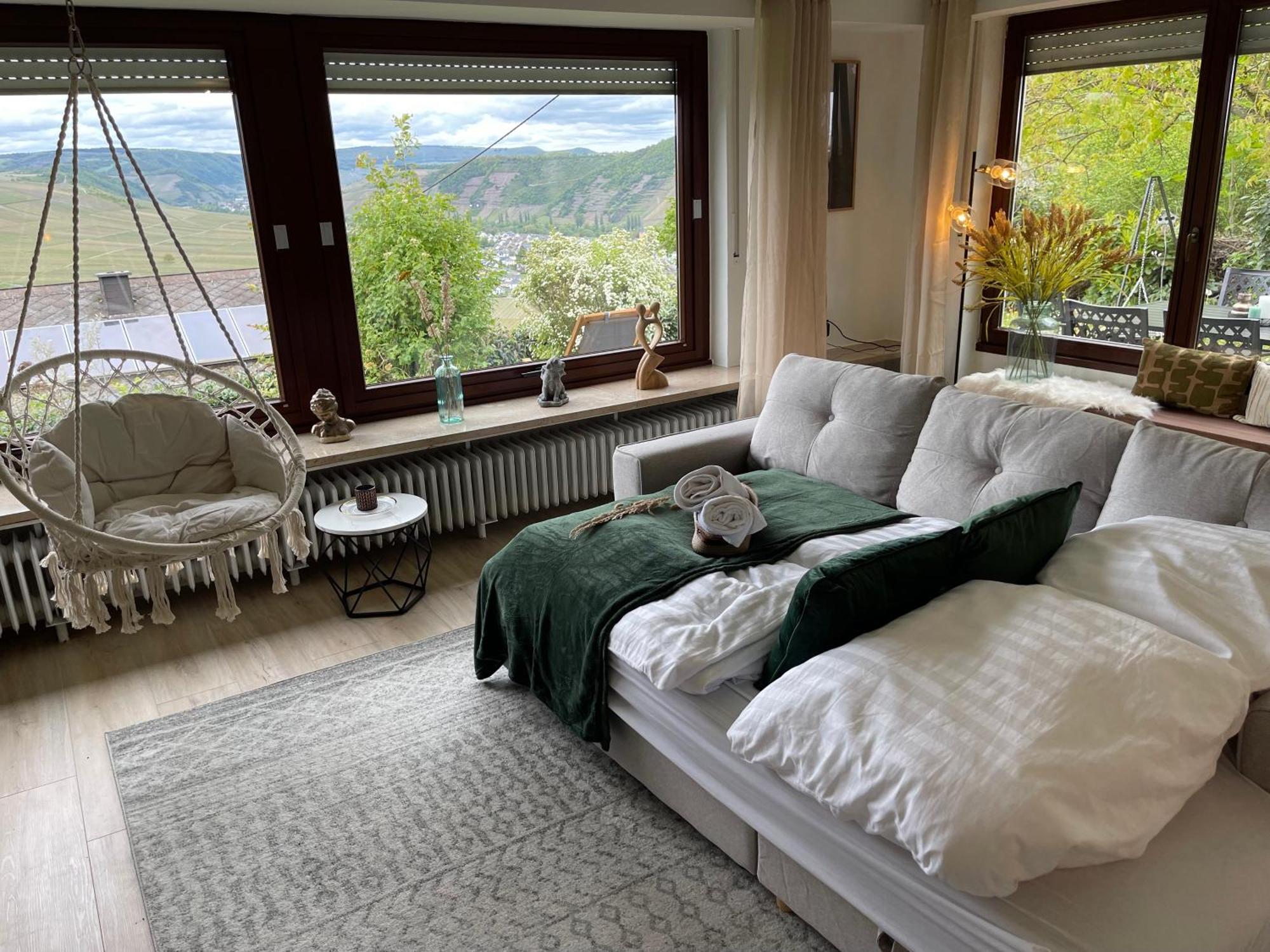 Cozy II Luxurioes Moselview Terrasse Garten Netflix Leiwen Exterior photo